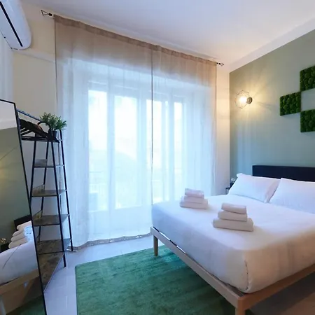 Apartment Keys Of Italy - Vittorio Emanuele Ii 247 - Charming And Modern