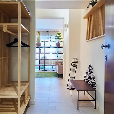 Keys Of Italy - Vittorio Emanuele Ii 247 - Charming And Modern Apartment